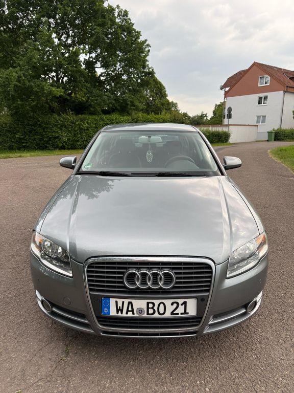Gebraucht 2006 Audi A4 Limousine | 3.000 € (Guter Preis) - Bild 1/4