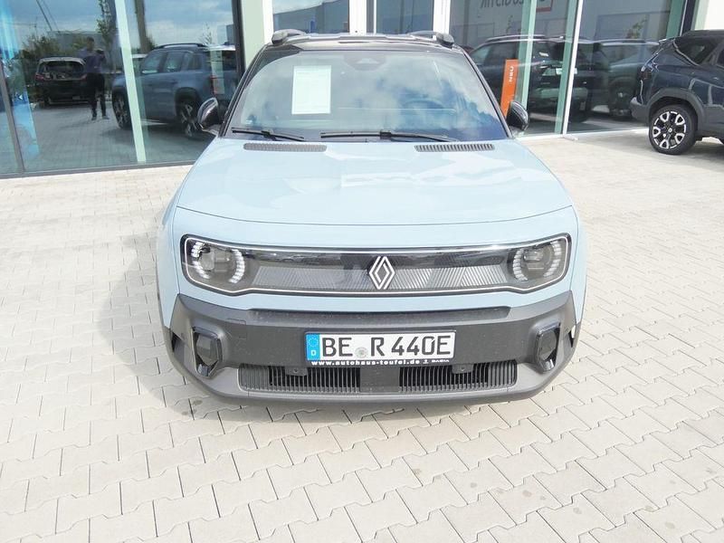 Gebraucht Renault 4 E-Tech Komfort 110 kW (150 PS) 2025 Blau SUV