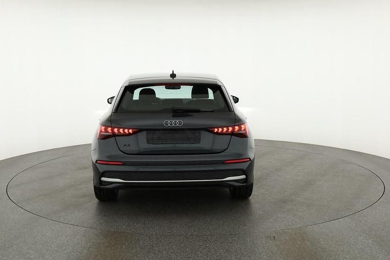 Neu Audi A3 Ambiente 2026 Manhattan grau metallic