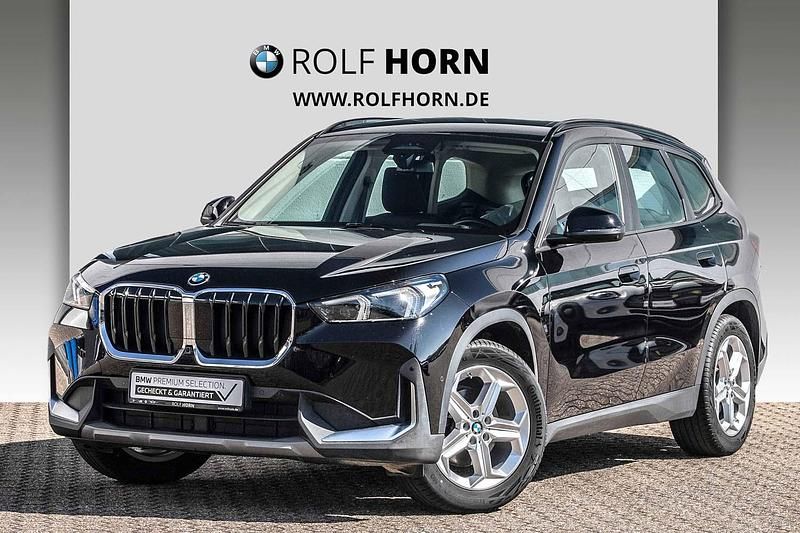 Schwarz Gebraucht 2023 BMW X1 Shadowline SUV | 35.350 € (Superpreis) - Bild 1/4