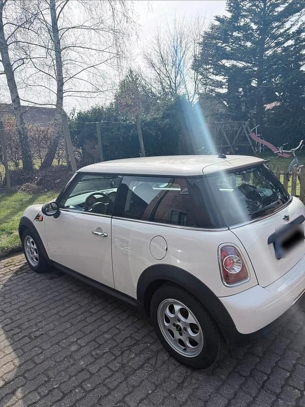 Second-hand Mini ONE Pepper 75 CP (55 kW) 2012 Andere farben Hatchback