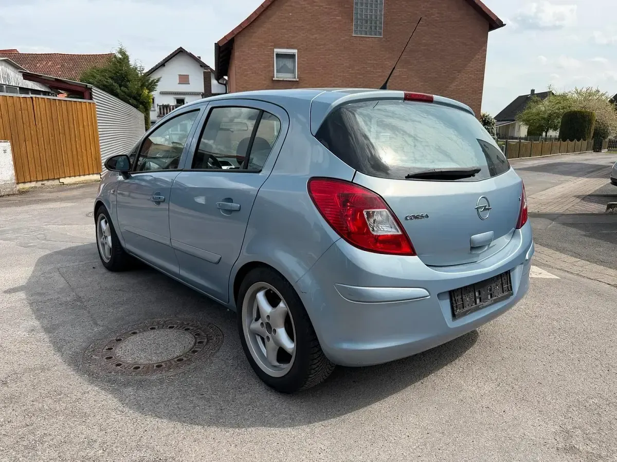 Gebraucht Opel Corsa Catch Me 80 PS (58 kW) 2007 Grau Kleinwagen