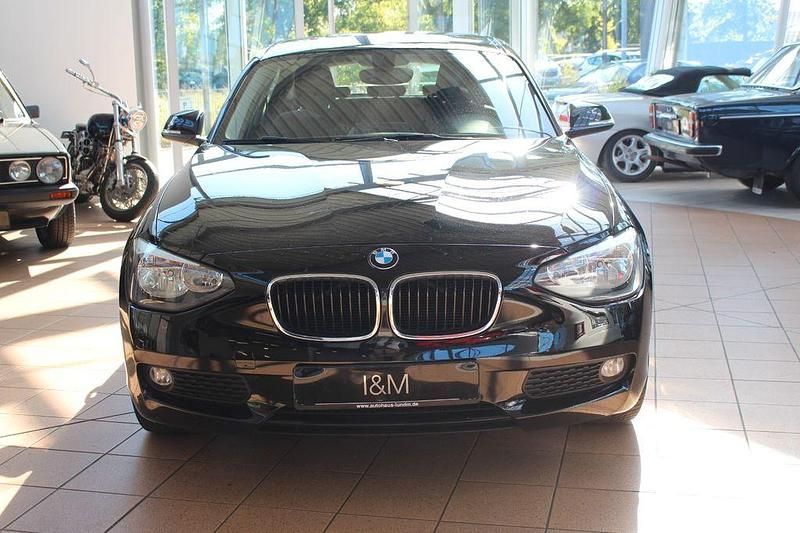 Schwarz Gebraucht 2014 BMW 116 Advantage Kleinwagen | 6.990 € (Fairer Preis) - Bild 1/4