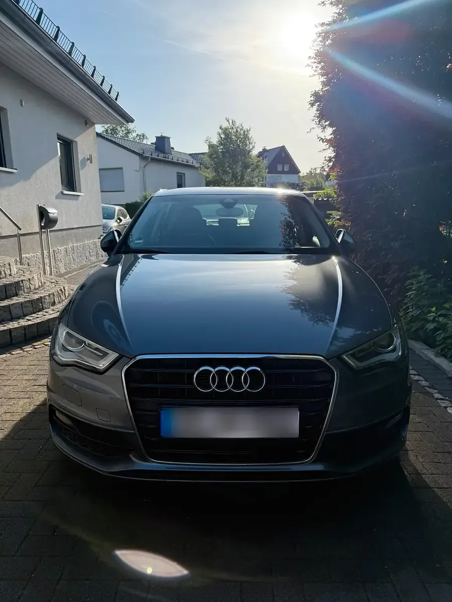 Gebraucht Audi A3 Sportback S-Line 150 PS (110 kW) 2015 Grau Kleinwagen