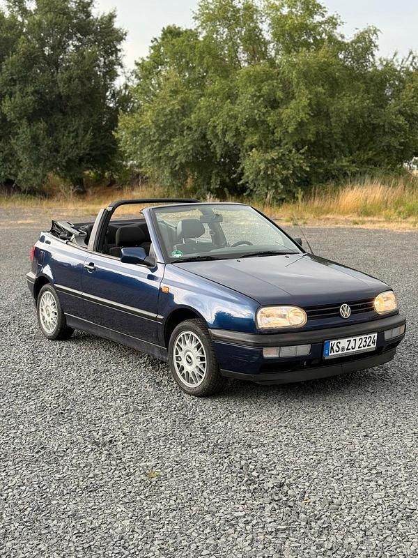 Blau Gebraucht 1997 VW Golf Cabriolet Karmann Cabrio | 1.600 € (Superpreis) - Bild 1/4