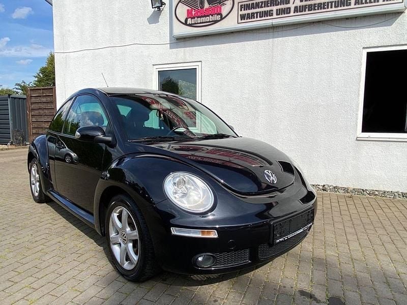 Gebraucht VW New Beetle 116 PS (85 kW) 2009 Schwarz Kleinwagen