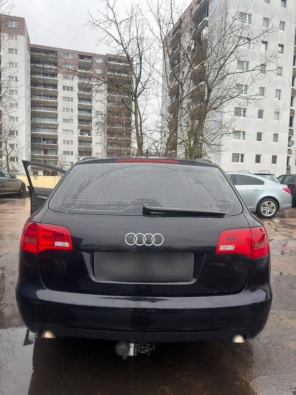 Usado Audi A6 180 HP (132 kW) 2007 Preto Carrinha