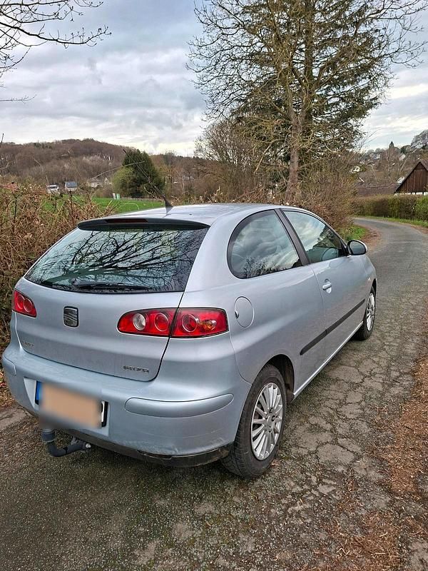 Gebraucht Seat Ibiza 75 PS (55 kW) 2005 Silber Kleinwagen