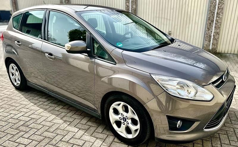 Gebraucht Ford C-MAX Titanium 125 PS (91 kW) 2013 Braun Van / Kleinbus