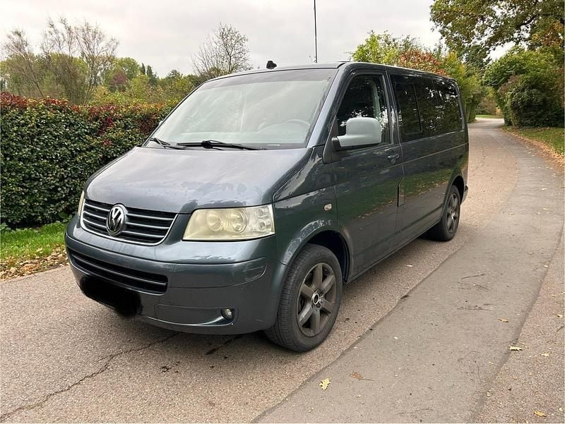 Gebraucht VW T5 131 PS (96 kW) 2009 Grau Van