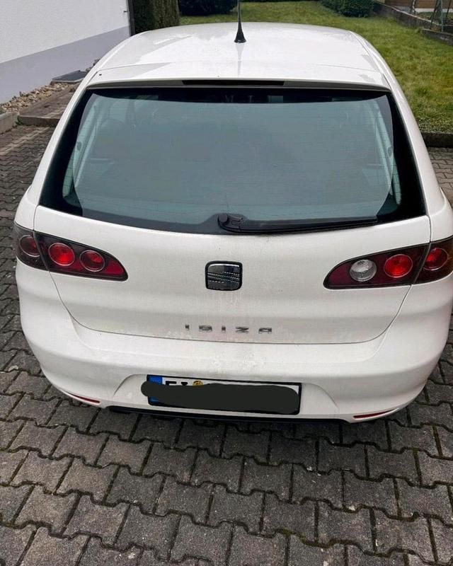 Gebraucht Seat Ibiza 75 PS (55 kW) 2008 Weiß Limousine