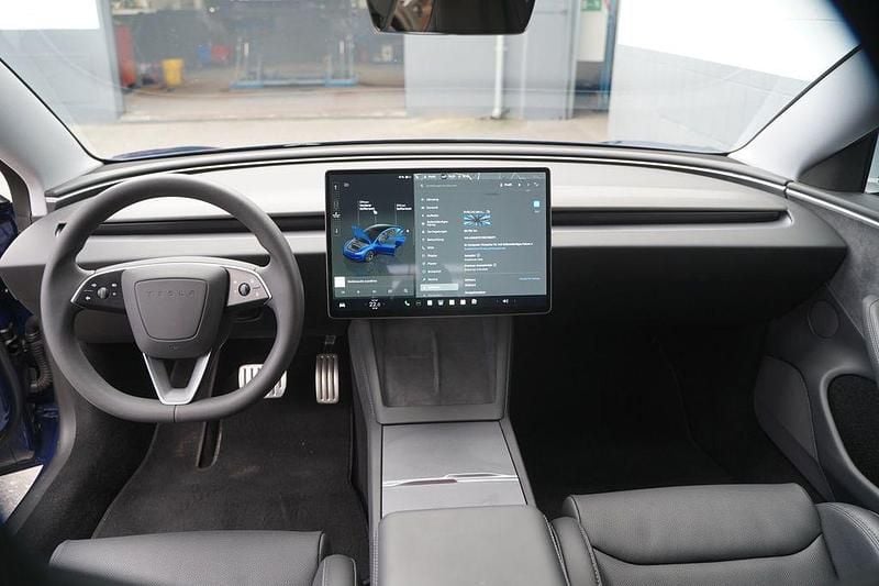 Käytetty Tesla Model 3 Performance 461 kW (627 HP) 2024 Sininen Sedan