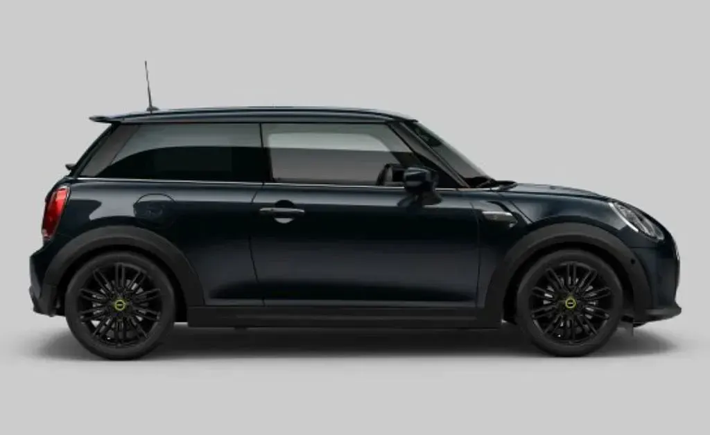 Usata Mini Cooper SE 135 kW (184 CV) 2023 Nero Utilitaria