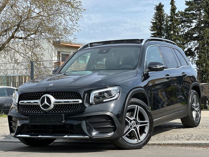 Kosmosschwarz metalliclack Gebraucht 2022 Mercedes GLB200 AMG line SUV | 36.900 € (Fairer Preis) - Bild 1/4