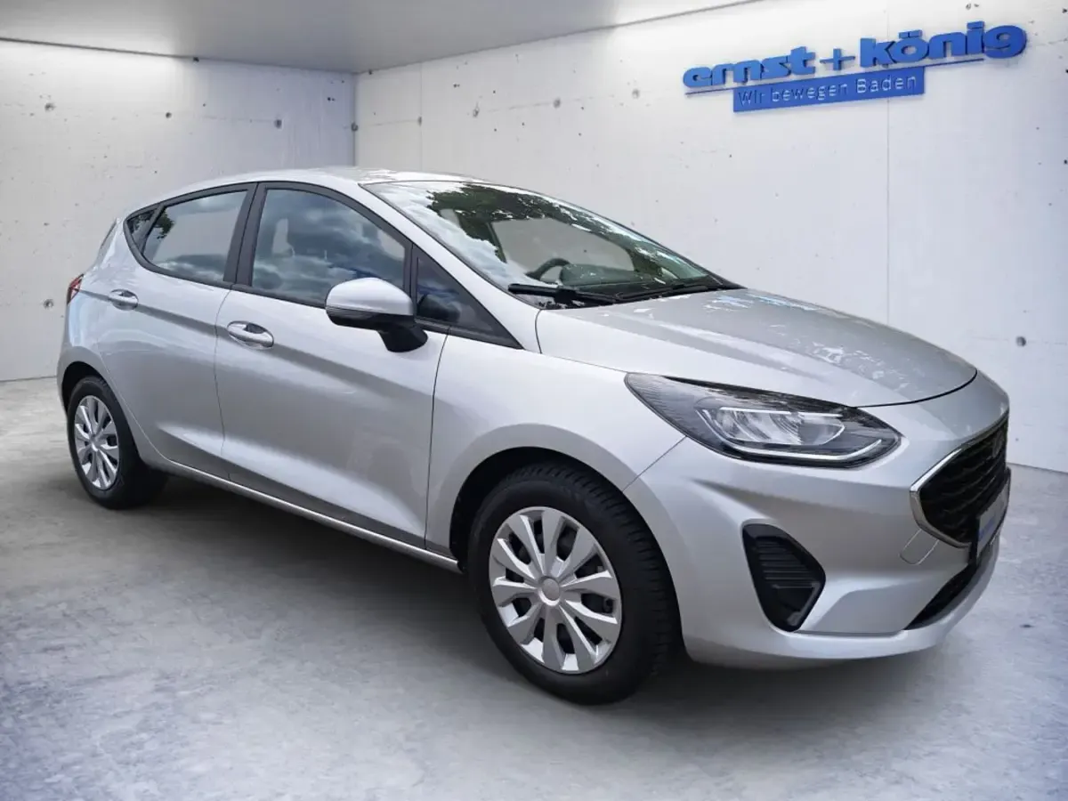 Gebraucht Ford Fiesta Cool & Connect 101 PS (74 kW) 2023 Kleinwagen