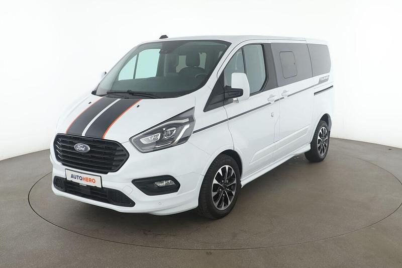 Weiß Gebraucht 2021 Ford Tourneo Custom Sport Van / Kleinbus | 38.180 € (Etwas zu teuer) - Bild 1/3