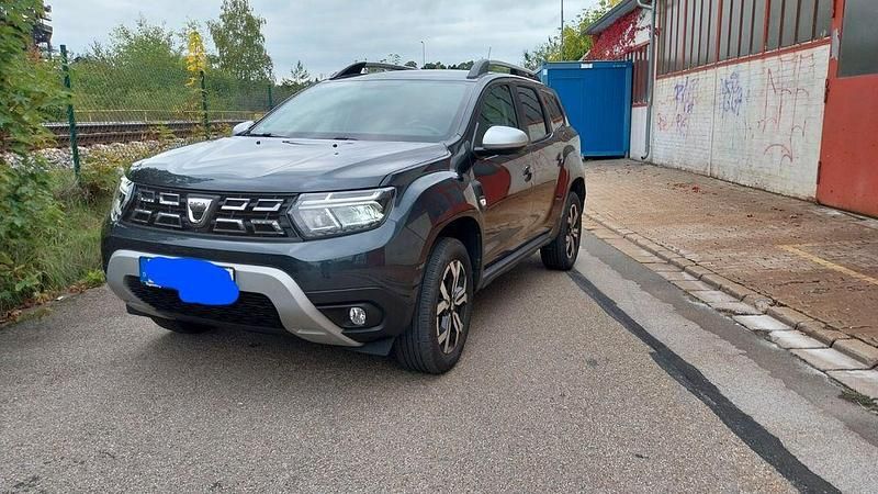 Grau Gebraucht 2022 Dacia Duster Prestige SUV | 17.500 € (Guter Preis) - Bild 1/4