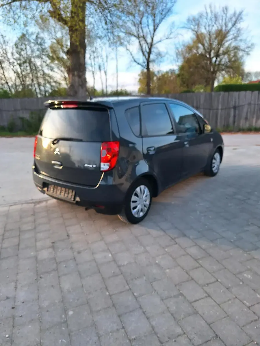Gebraucht Mitsubishi Colt 95 PS (69 kW) 2009 Schwarz Kleinwagen