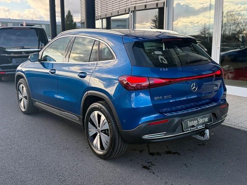 Gebraucht Mercedes EQA300 Progressive 167 kW (228 PS) 2024 Lack spektralblau SUV