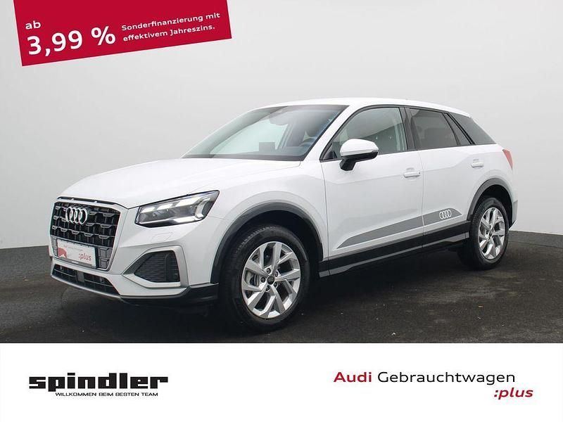 Gletscherweiß metallic Gebraucht 2024 Audi Q2 Advanced Plus SUV | 29.980 € (Etwas zu teuer) - Bild 1/4