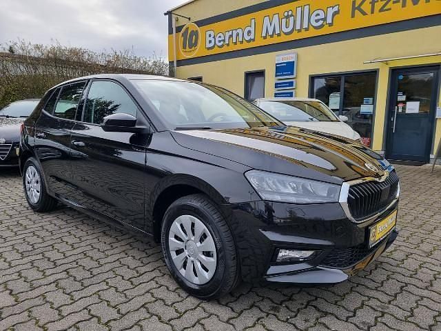 Neu Skoda Fabia 80 PS (58 kW) 2025 Schwarz Limousine