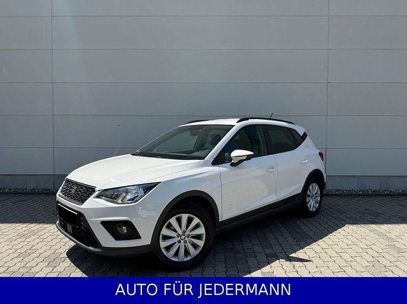 Weiß Gebraucht 2018 Seat Arona Style SUV | 10.480 € (Fairer Preis) - Bild 1/4