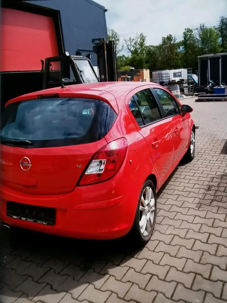 Gebraucht Opel Corsa 69 PS (50 kW) 2009 Rot Kleinwagen