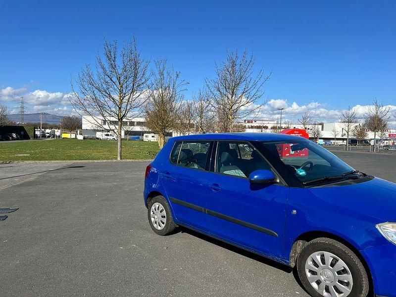 Gebraucht Skoda Fabia Ambiente 86 PS (63 kW) 2009 Blau Kombi