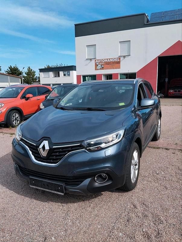 Grau Gebraucht 2016 Renault Kadjar SUV | 8.000 € (Superpreis) - Bild 1/4