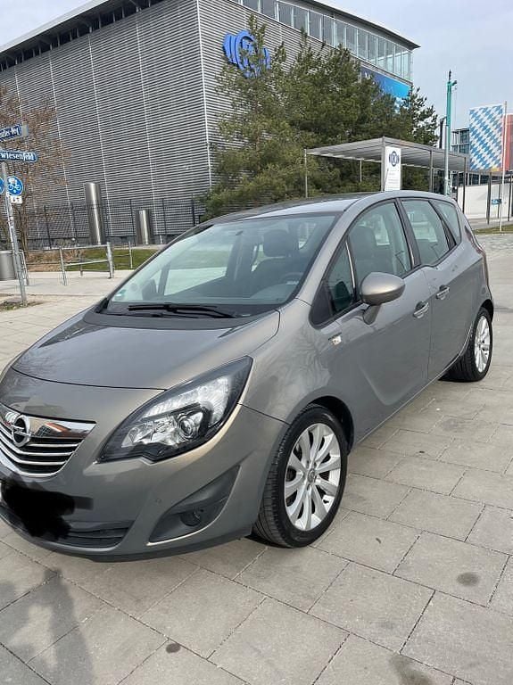 Gebraucht Opel Meriva Innovation 140 PS (102 kW) 2012 Braun Van / Kleinbus