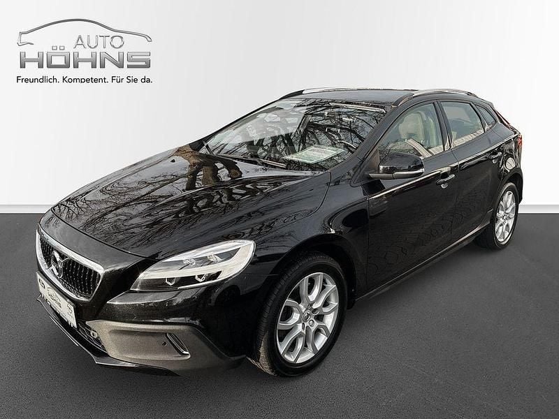 Gebraucht Volvo V40 CC Plus 120 PS (88 kW) 2018 Schwarz Kombi
