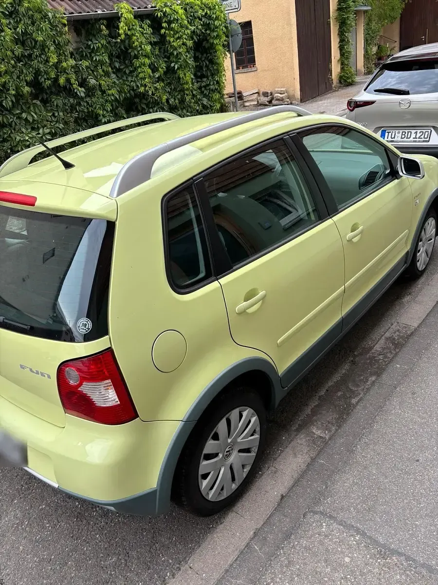 Gebraucht VW Polo 75 PS (55 kW) 2005 Grün Kleinwagen