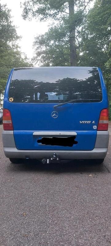 Blau Gebraucht 1999 Mercedes Vito Van / Kleinbus | 6.600 € - Bild 1/4