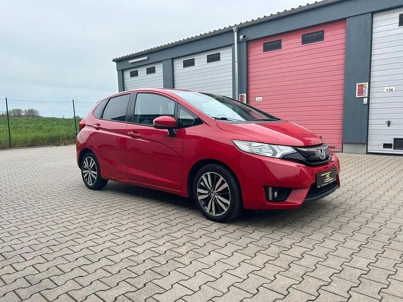 Gebraucht Honda Jazz Elegance 102 PS (75 kW) 2017 Rot Kleinwagen