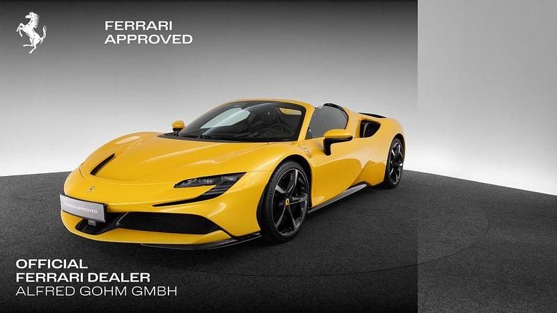 Gebraucht Ferrari SF90 999 PS (734 kW) 2022 Gelb Cabrio