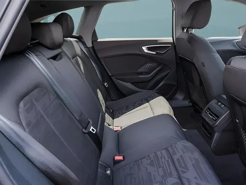 Gebraucht Audi A5 150 PS (110 kW) 2025 Schwarz Kombi