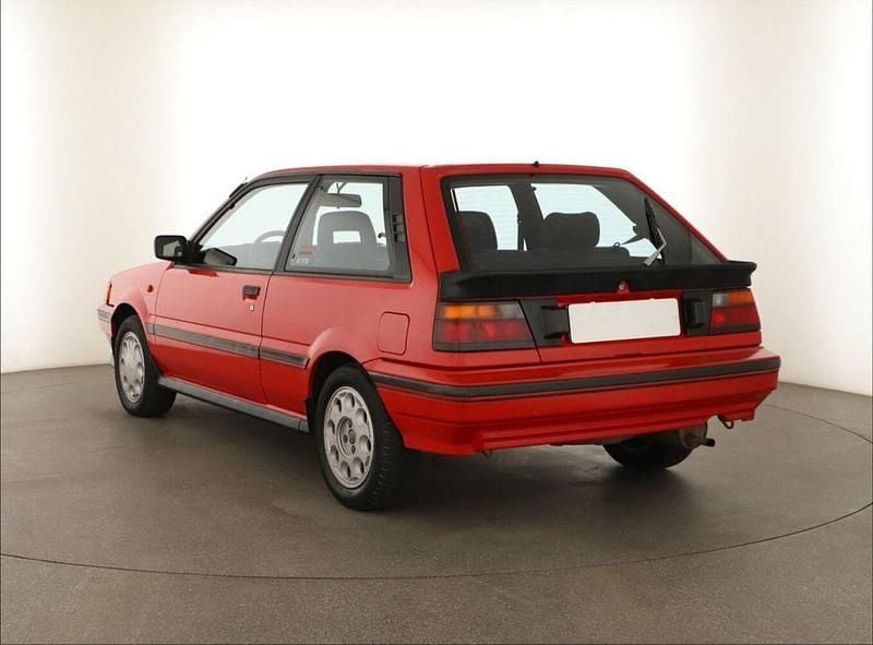 Gebraucht Nissan Sunny 110 PS (80 kW) 1988 Rot
