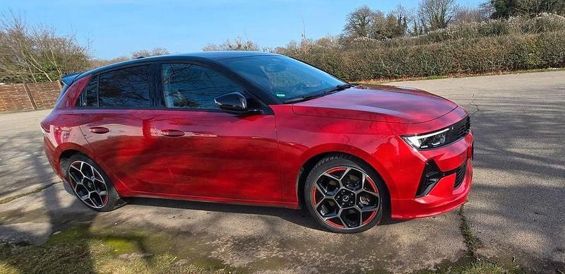 Gebraucht Opel Astra GS Line 181 PS (133 kW) 2022 Rot Limousine
