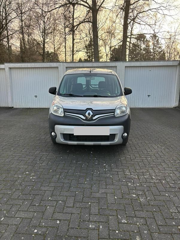Gebraucht Renault Kangoo 110 PS (80 kW) 2015 Silber Van / Kleinbus