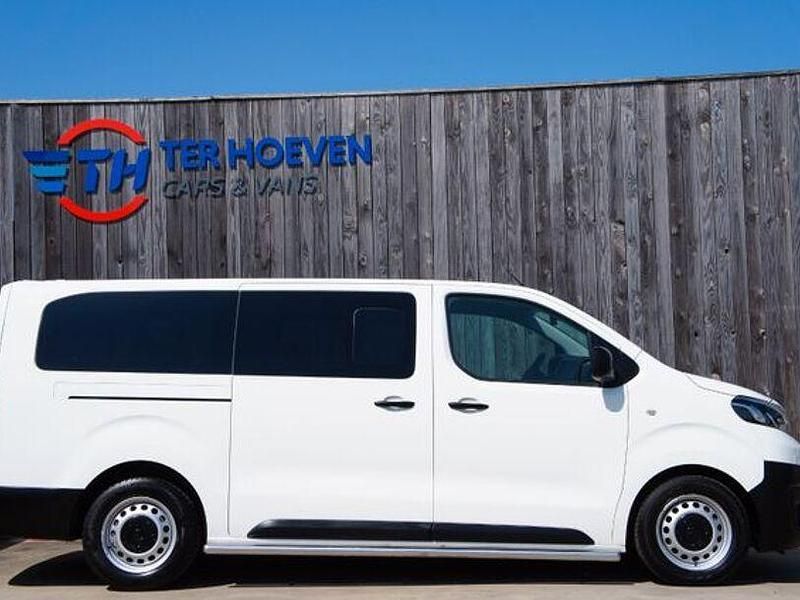 Gebraucht Toyota Proace 120 PS (88 kW) 2020 Weiß Van / Kleinbus