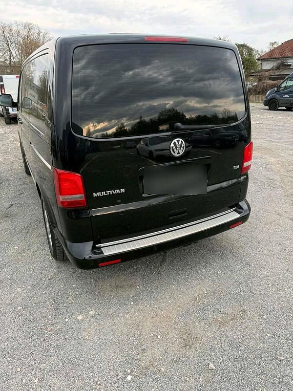 Usata VW Multivan Highline 180 CV (132 kW) 2010 Nero Monovolume