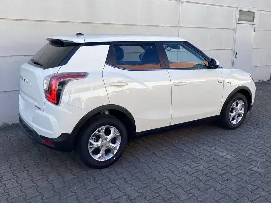 Neu KGM Tivoli 163 PS (119 kW) 2026 Grand white waa SUV