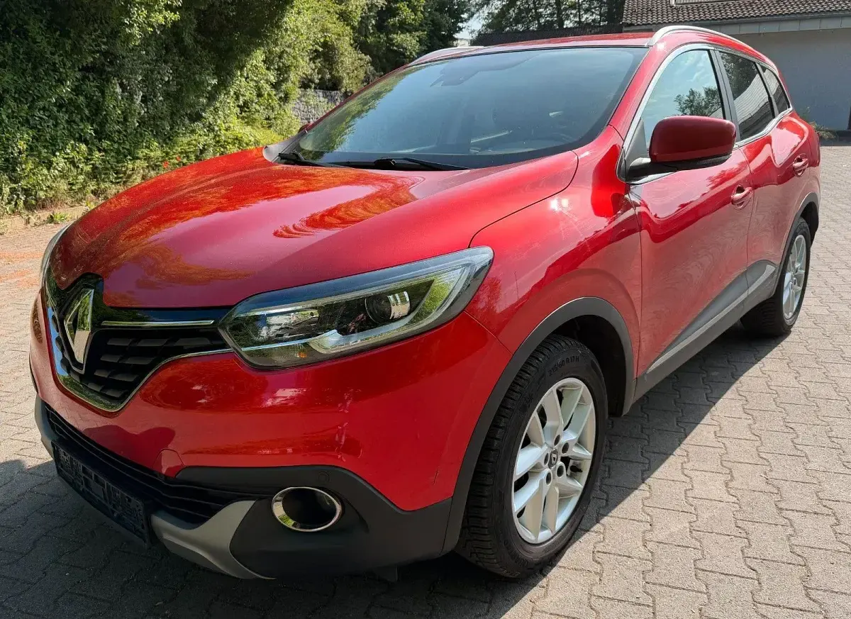 Gebraucht Renault Kadjar XMOD 131 PS (96 kW) 2015 Rot SUV