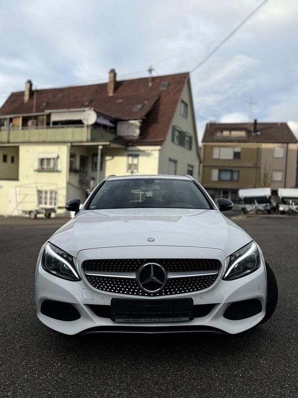 Weiß Gebraucht 2017 Mercedes C220 Kombi | 14.000 € (Superpreis) - Bild 1/4