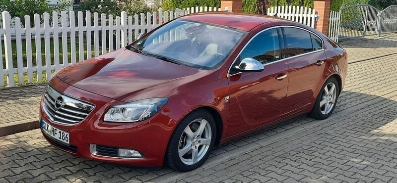 Gebraucht Opel Insignia Cosmo 260 PS (191 kW) 2009 Rot Limousine
