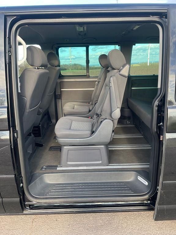 Second-hand VW T5 174 CP (127 kW) 2007 Negru Van