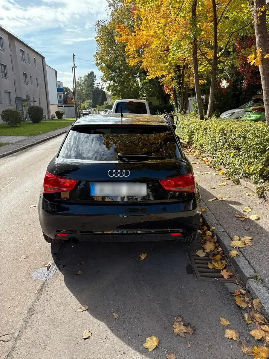 Usata Audi A1 86 CV (63 kW) 2011 Nero Utilitaria