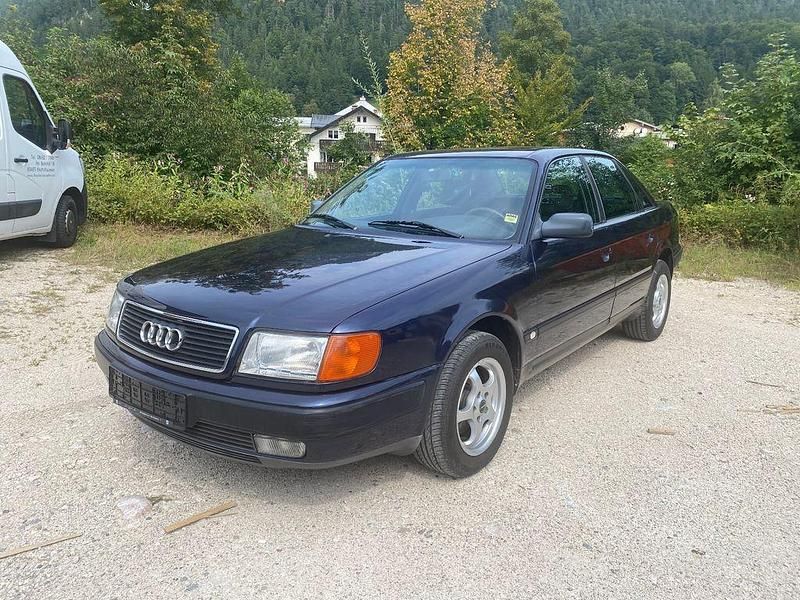 Blau Gebraucht 1993 Audi 100 Limousine | 4.900 € - Bild 1/4