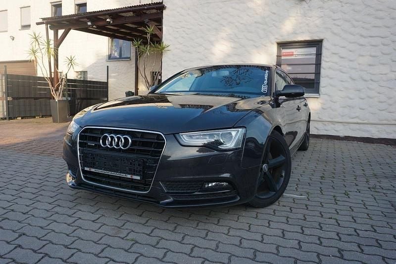 Grau Gebraucht 2013 Audi A5 Sportback Sport Limousine | 7.950 € - Bild 1/4