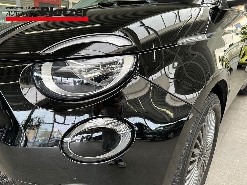 Gebraucht Fiat 500e Icon 86 kW (118 PS) 2022 Schwarz Cabrio